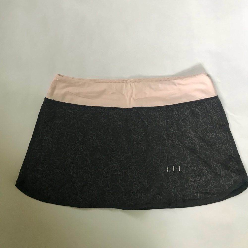 LULULEMON SKORT